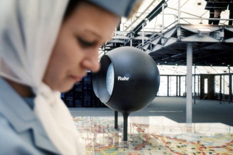 Informationsträger im deutschen Pavillon auf der expo 67, Fotograf Michael Klar (vermutl.), 1967, (c) HfG-Archiv Ulm